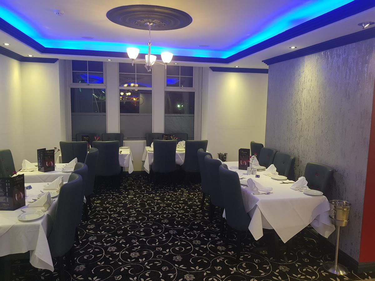 Ascot Grange Hotel - Voujon Resturant Leeds  Buitenkant foto